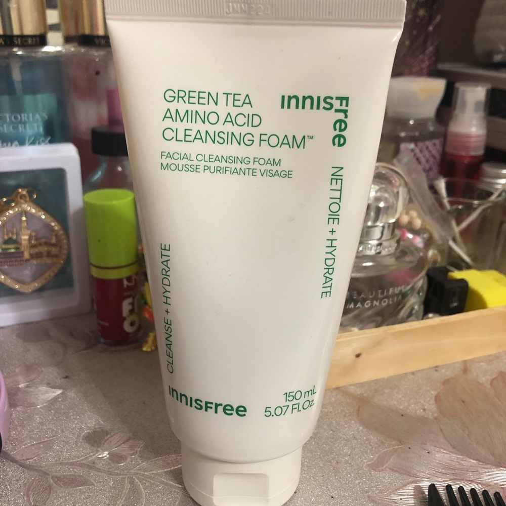 Green Tea Cleansing Foam - White